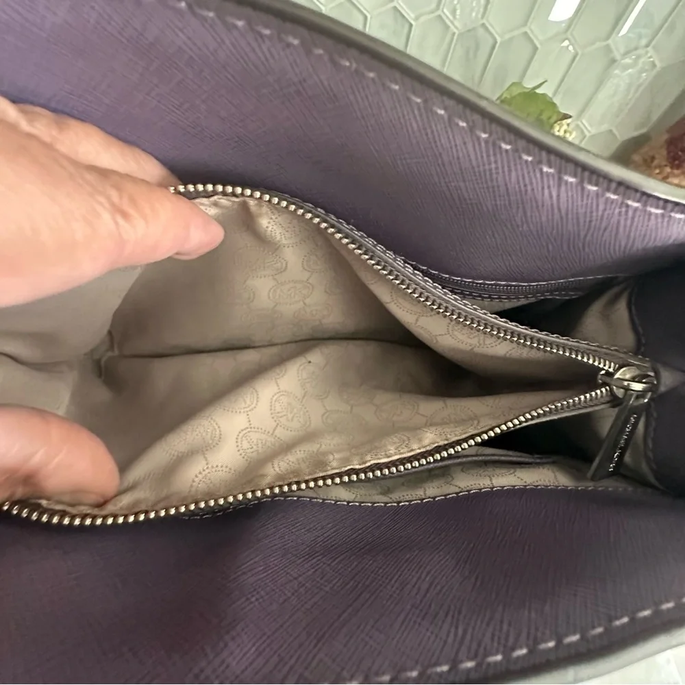 Michael Kors Lavender Saffiano Leather Satchel Bag With Detachable Strap & Dust - Picture 6 of 16